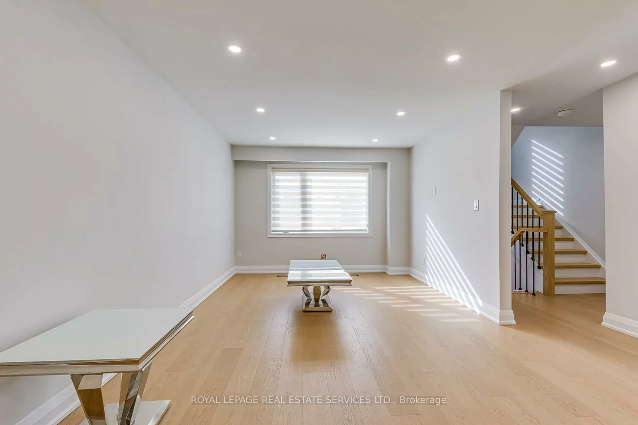 1055, Shawnmarr, Port Credit, Mississauga