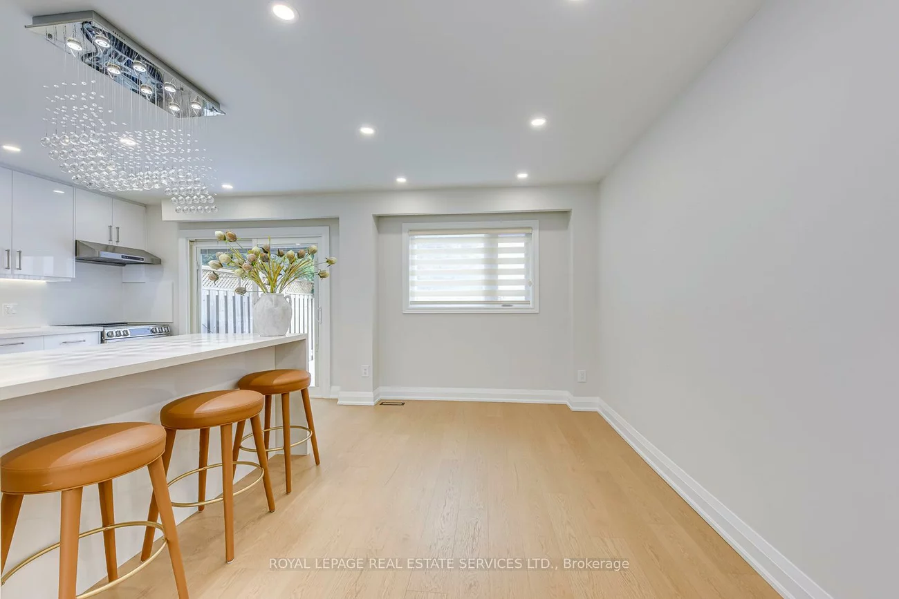 1055, Shawnmarr, Port Credit, Mississauga