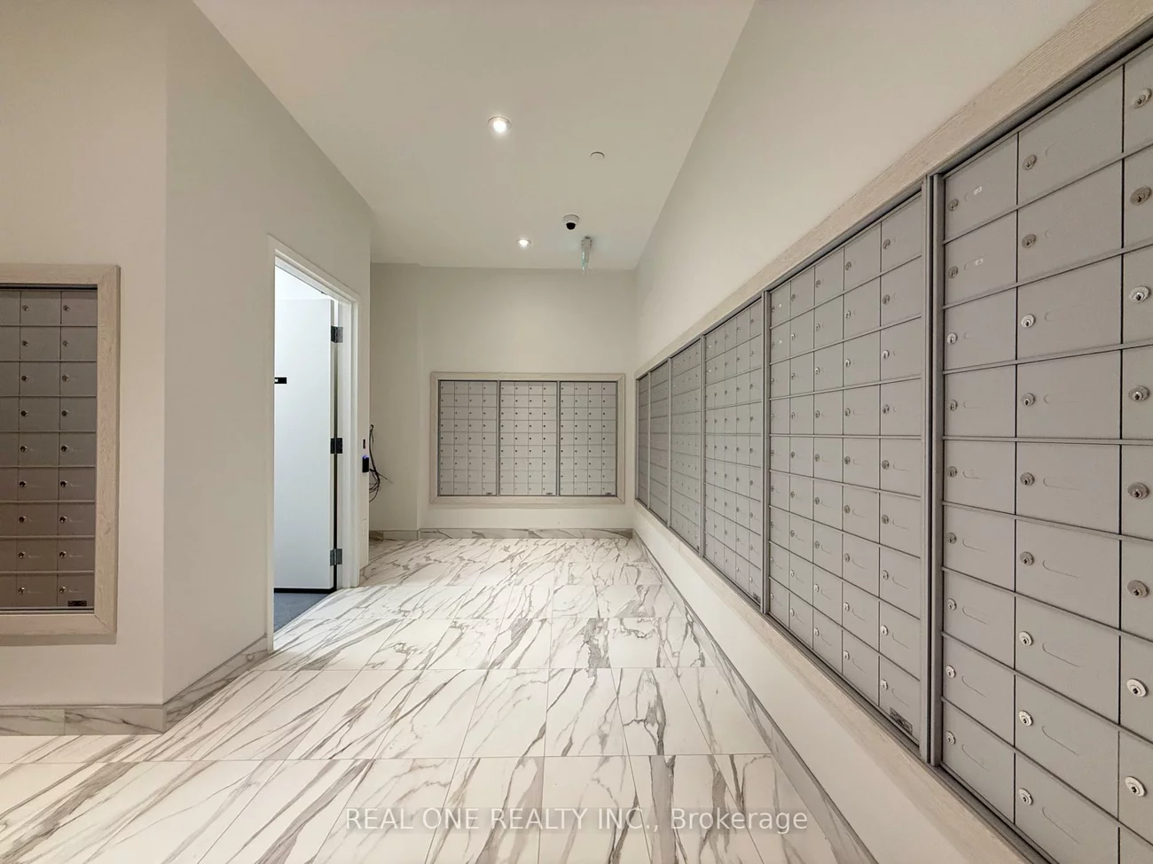 448, Burnhamthorpe, City Centre, Mississauga