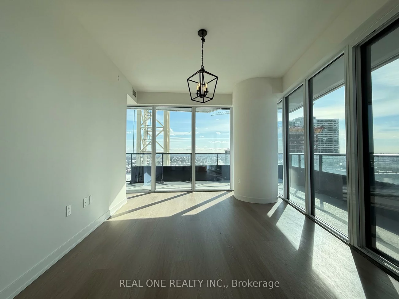 448, Burnhamthorpe, City Centre, Mississauga