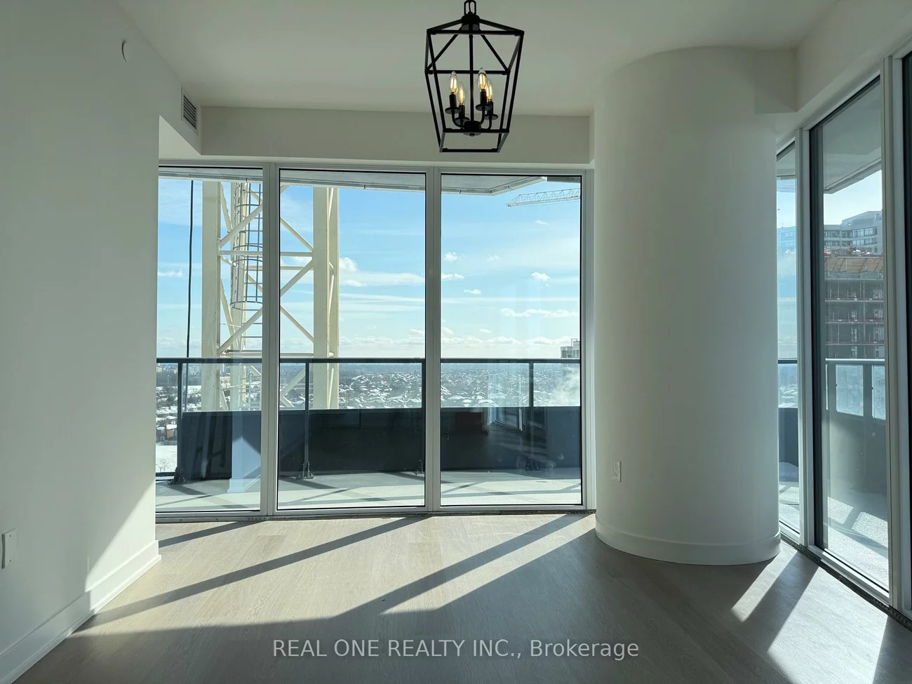 448, Burnhamthorpe, City Centre, Mississauga