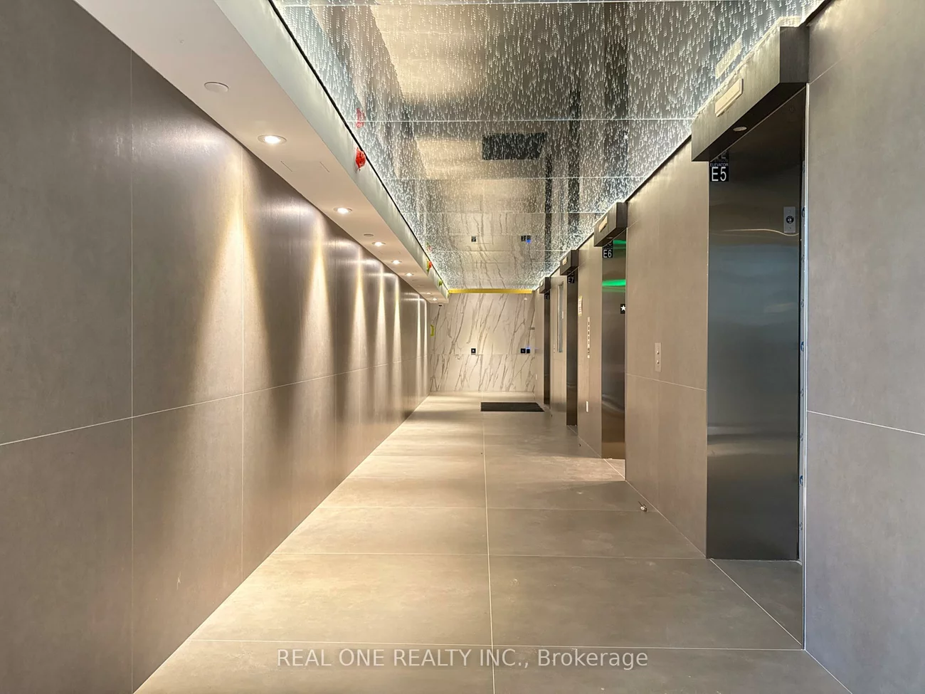 448, Burnhamthorpe, City Centre, Mississauga