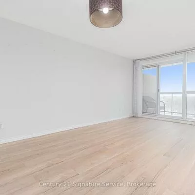 2545, Erin Centre, Central Erin Mills, Mississauga