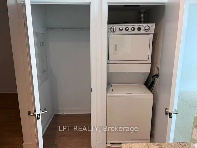 3985, Grand Park, City Centre, Mississauga