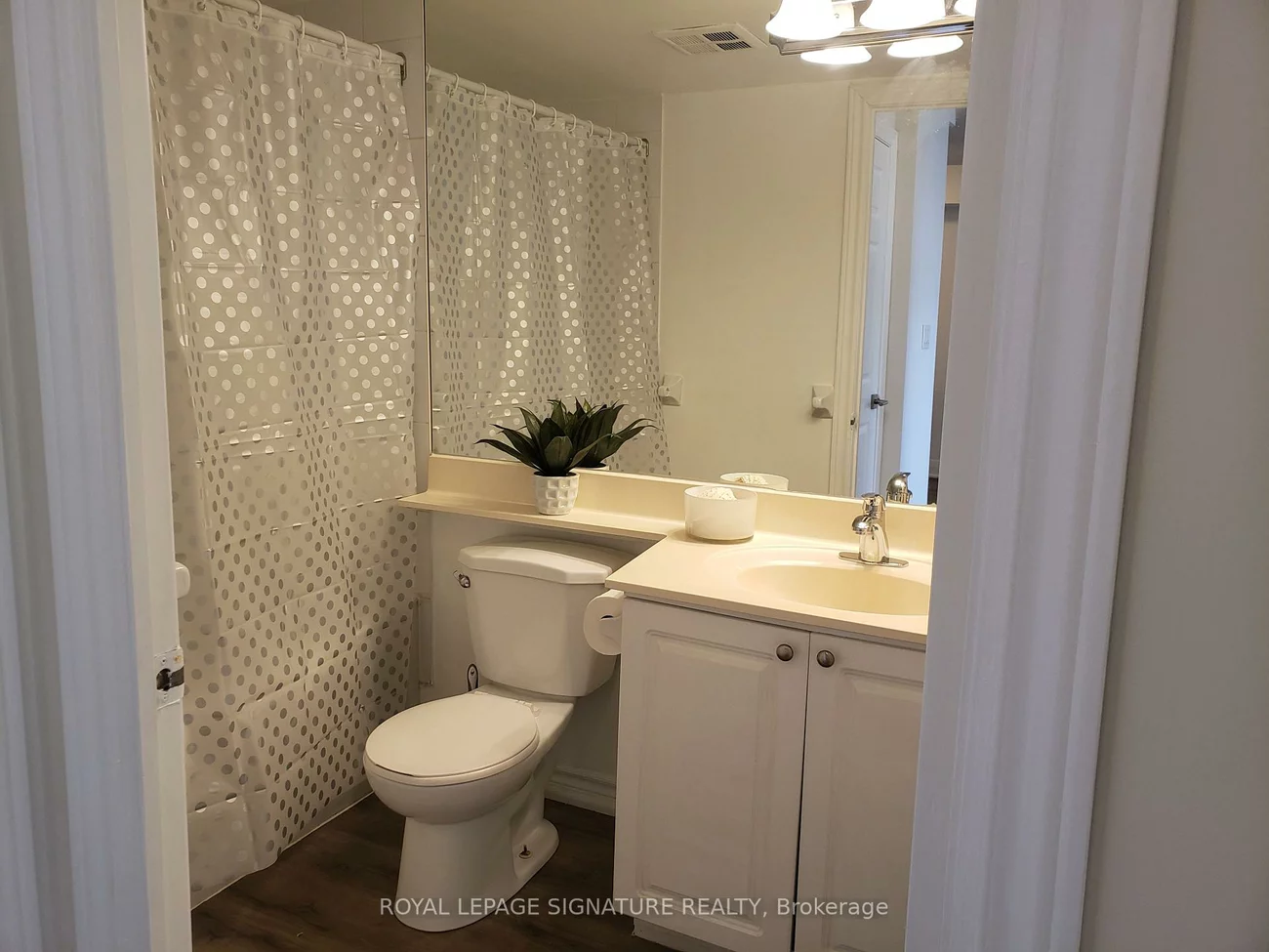 3888, Duke of York, City Centre, Mississauga