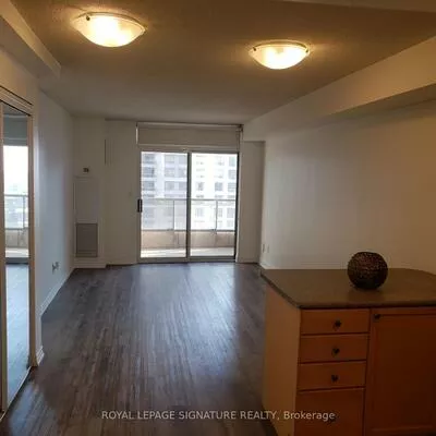 3888, Duke of York, City Centre, Mississauga