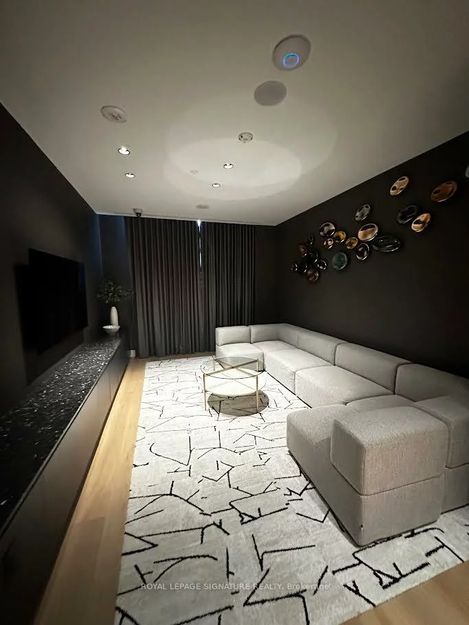 395, Square One, City Centre, Mississauga