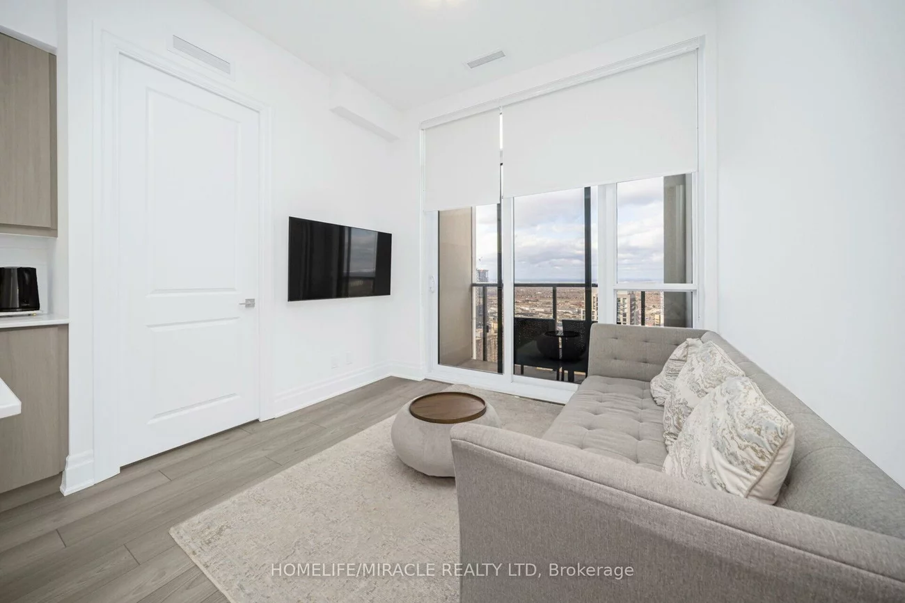 30, ELM, Fairview, Mississauga