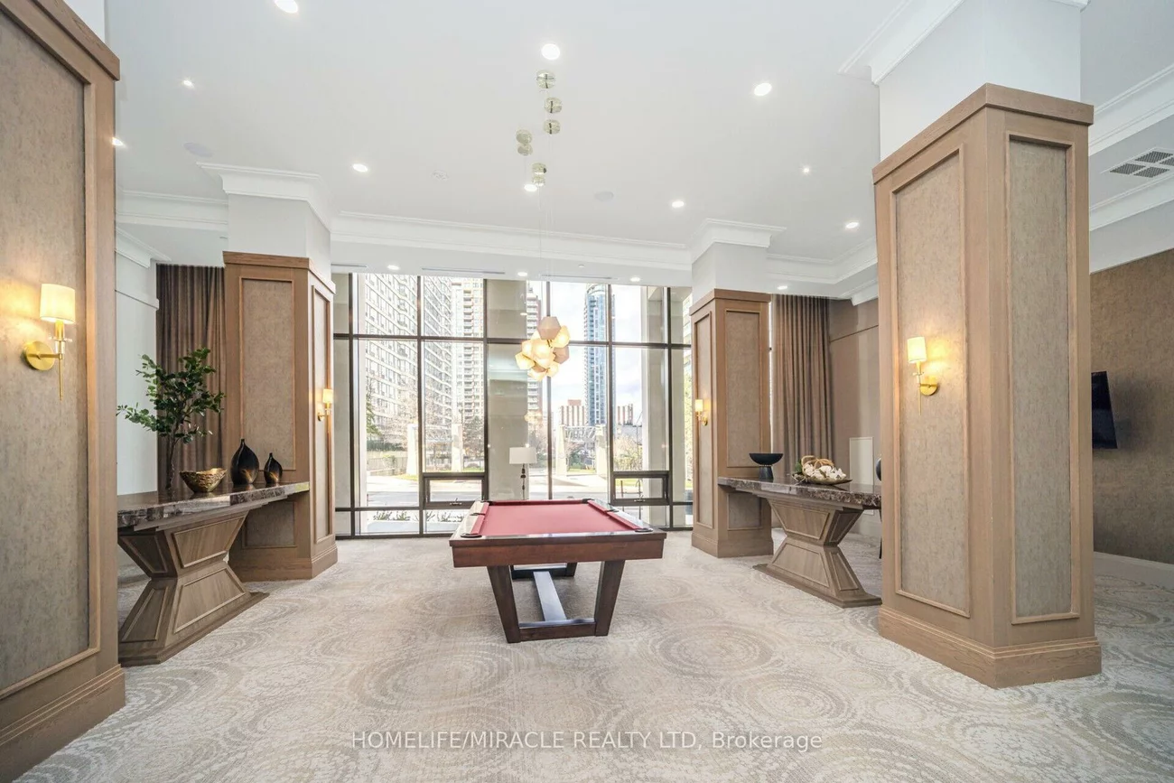 30, ELM, Fairview, Mississauga