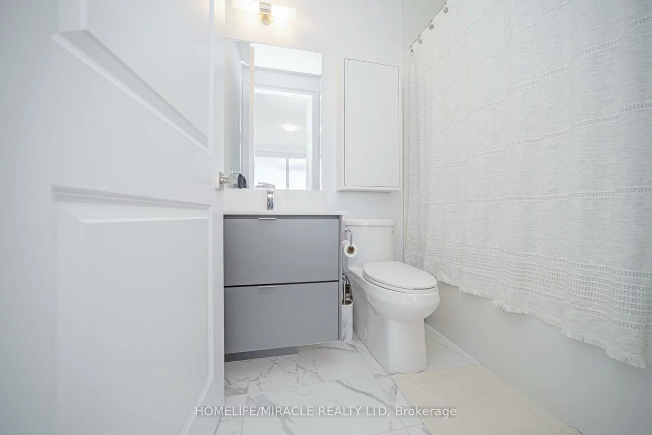 30, ELM, Fairview, Mississauga