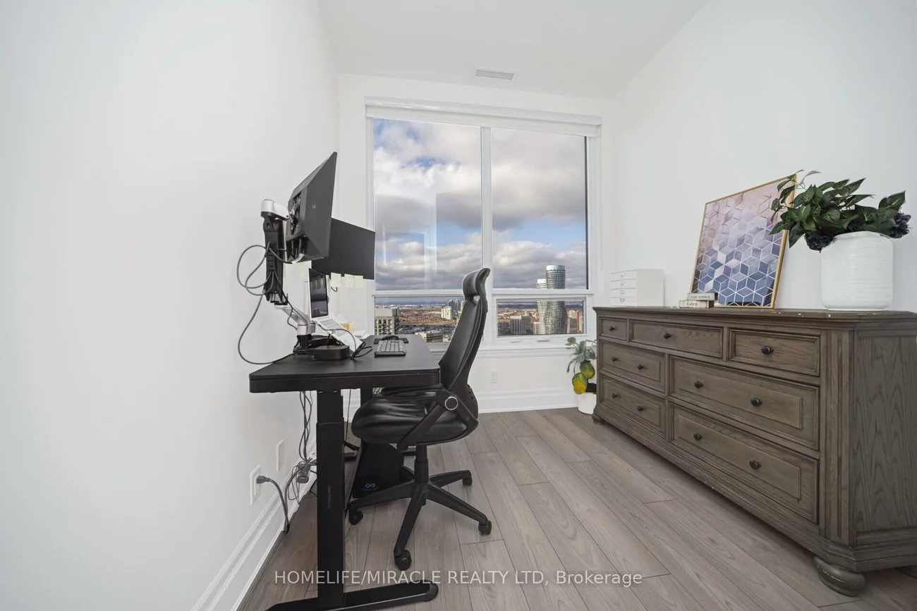 30, ELM, Fairview, Mississauga