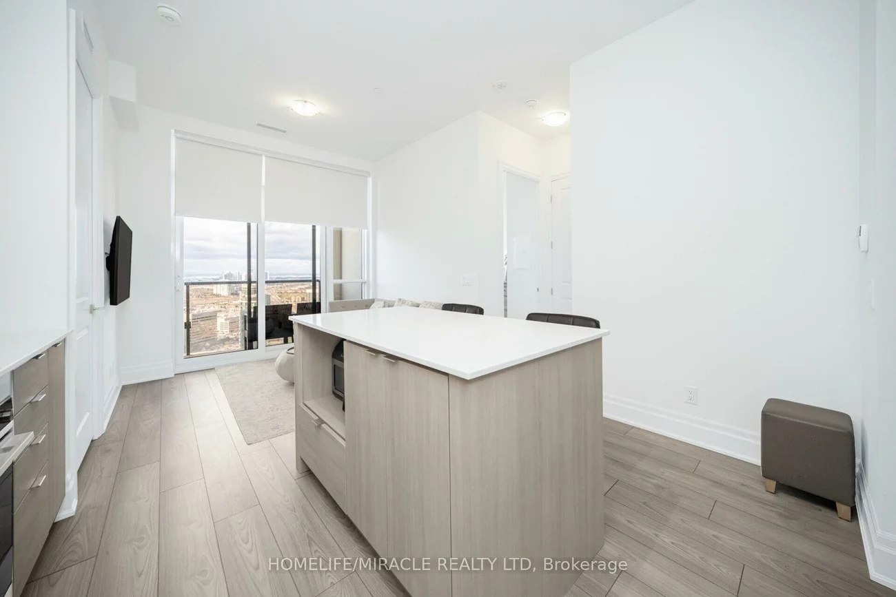 30, ELM, Fairview, Mississauga