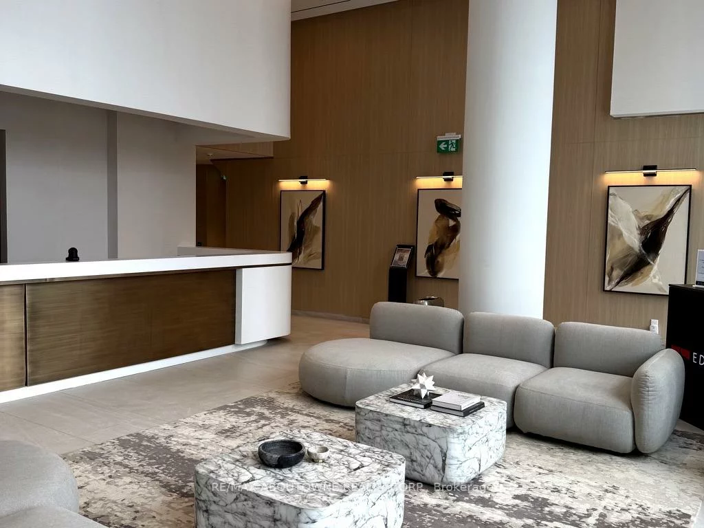 1, Fairview, Mississauga Valleys, Mississauga