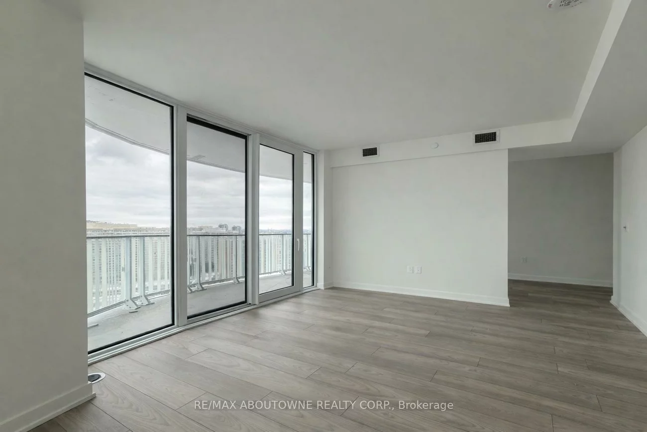 1, Fairview, Mississauga Valleys, Mississauga