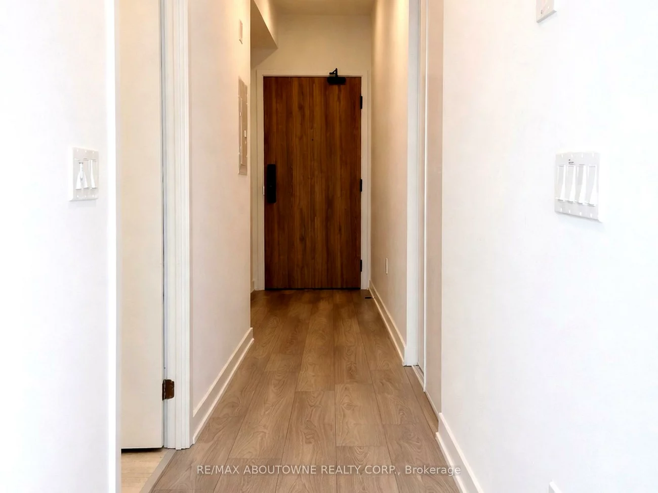 1, Fairview, Mississauga Valleys, Mississauga