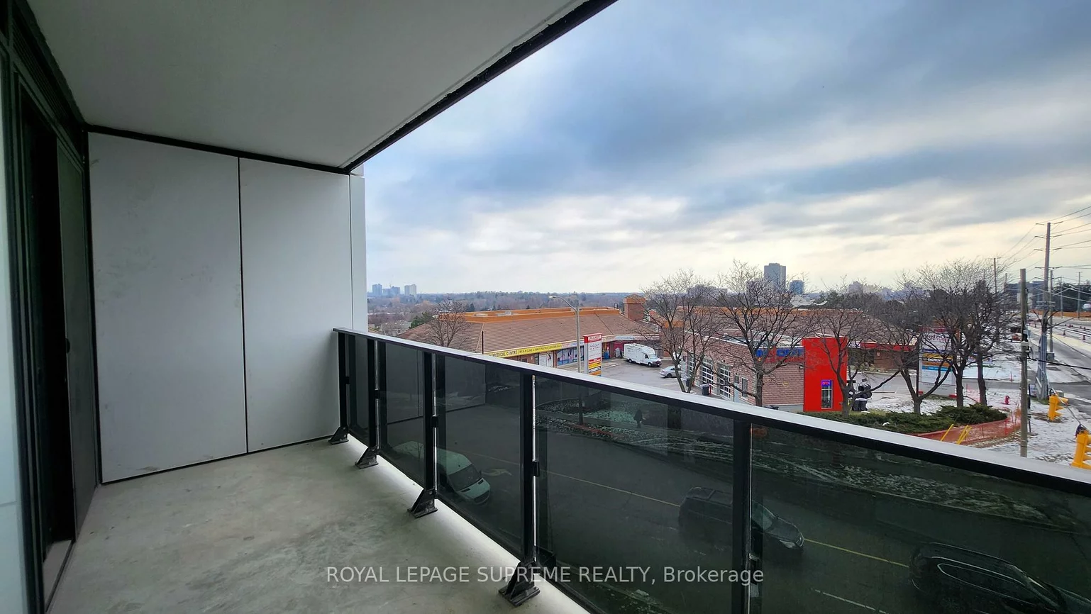 1, Fairview, Mississauga Valleys, Mississauga