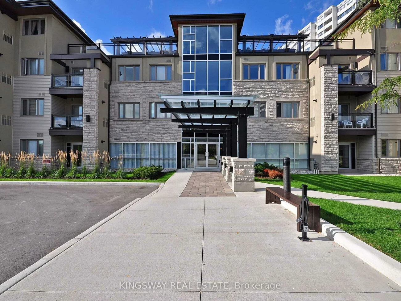 570, Lolita, Mississauga Valleys, Mississauga