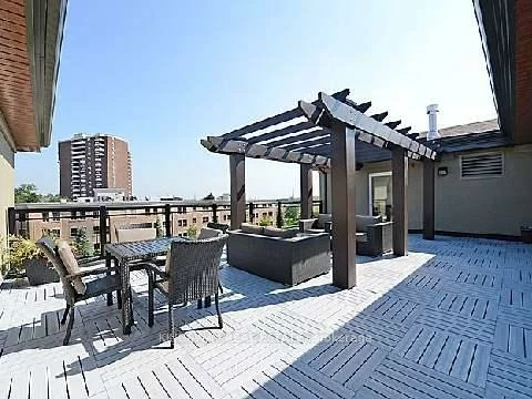 570, Lolita, Mississauga Valleys, Mississauga