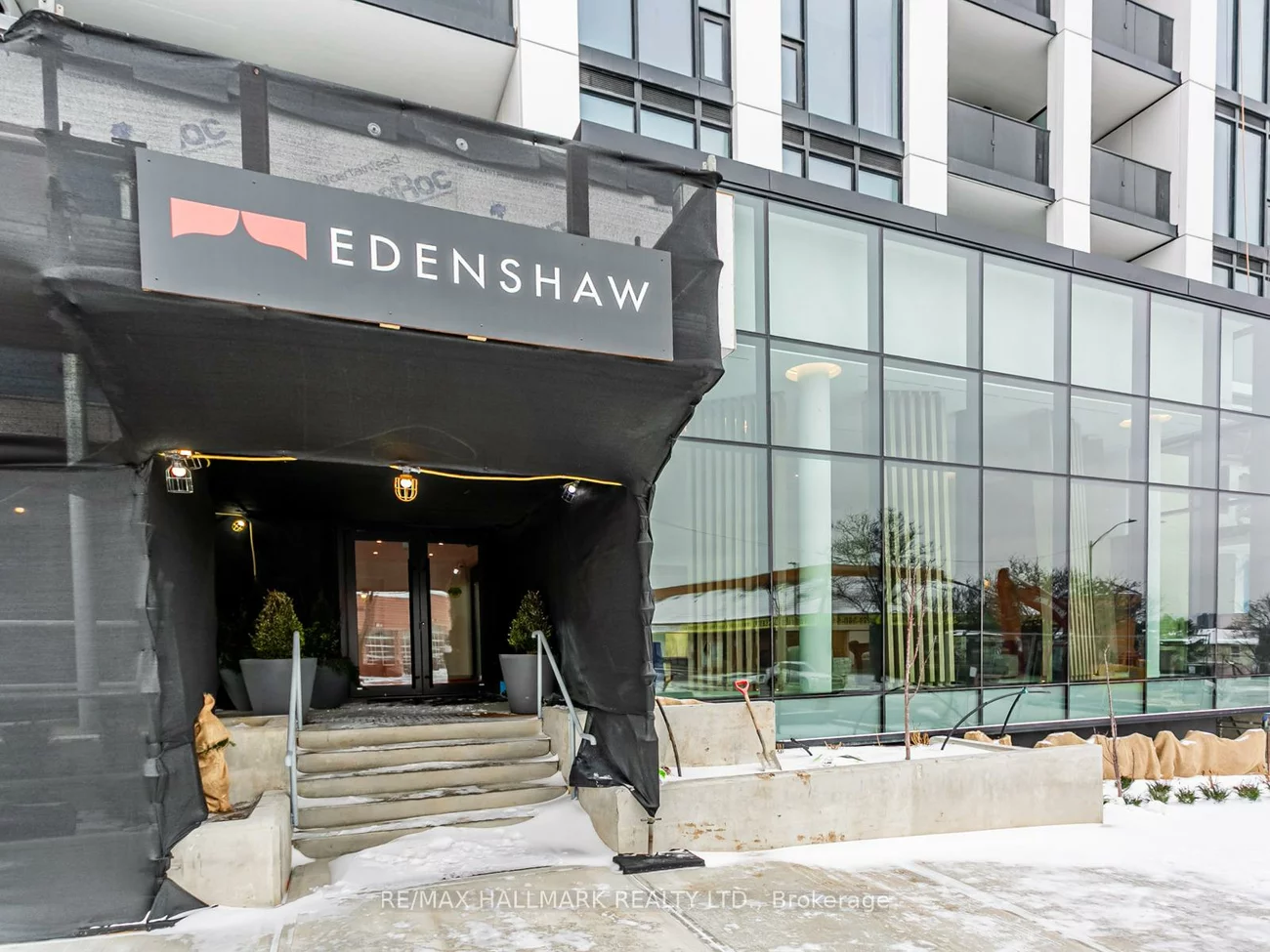 1, Fairview, Mississauga Valleys, Mississauga