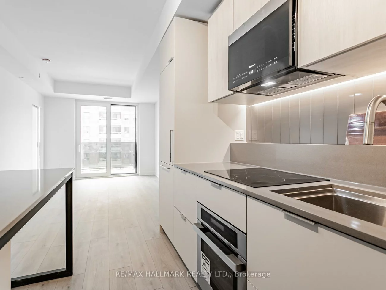 1, Fairview, Mississauga Valleys, Mississauga