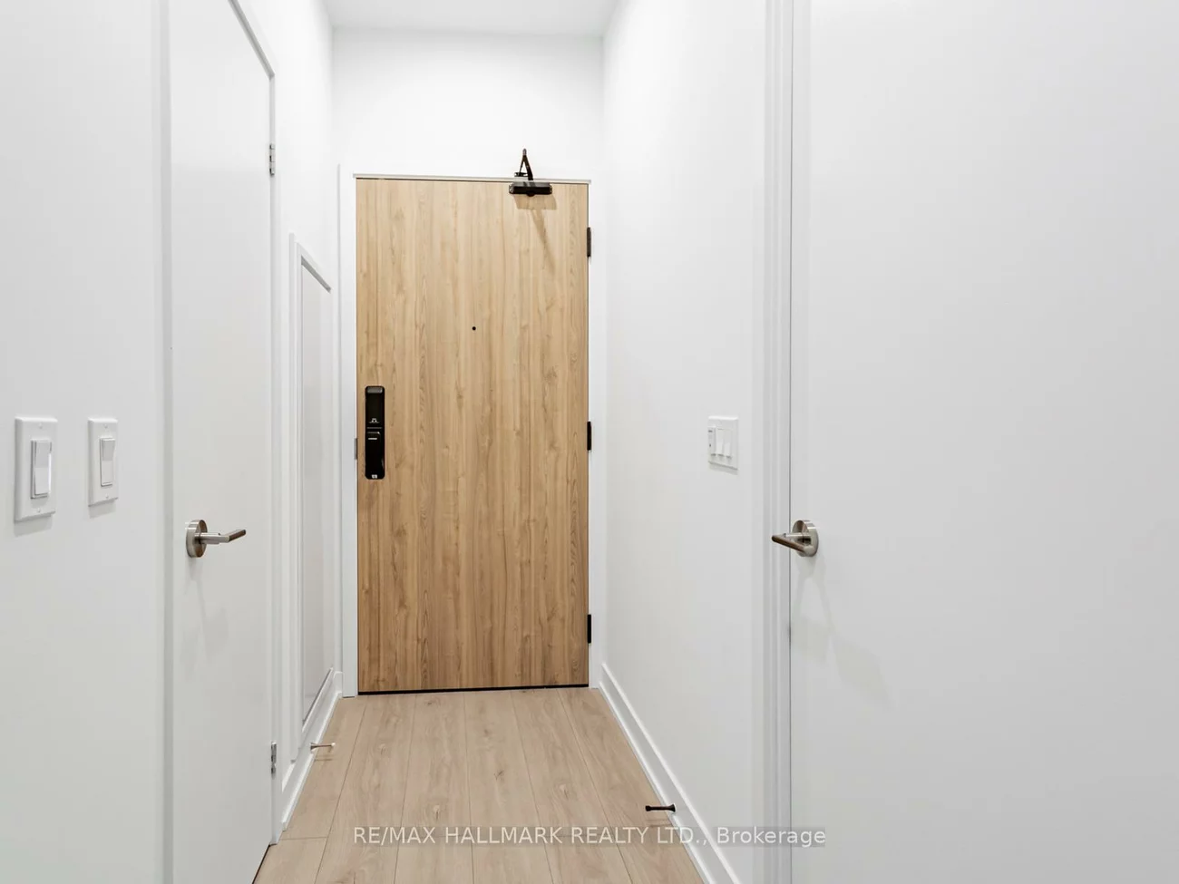 1, Fairview, Mississauga Valleys, Mississauga