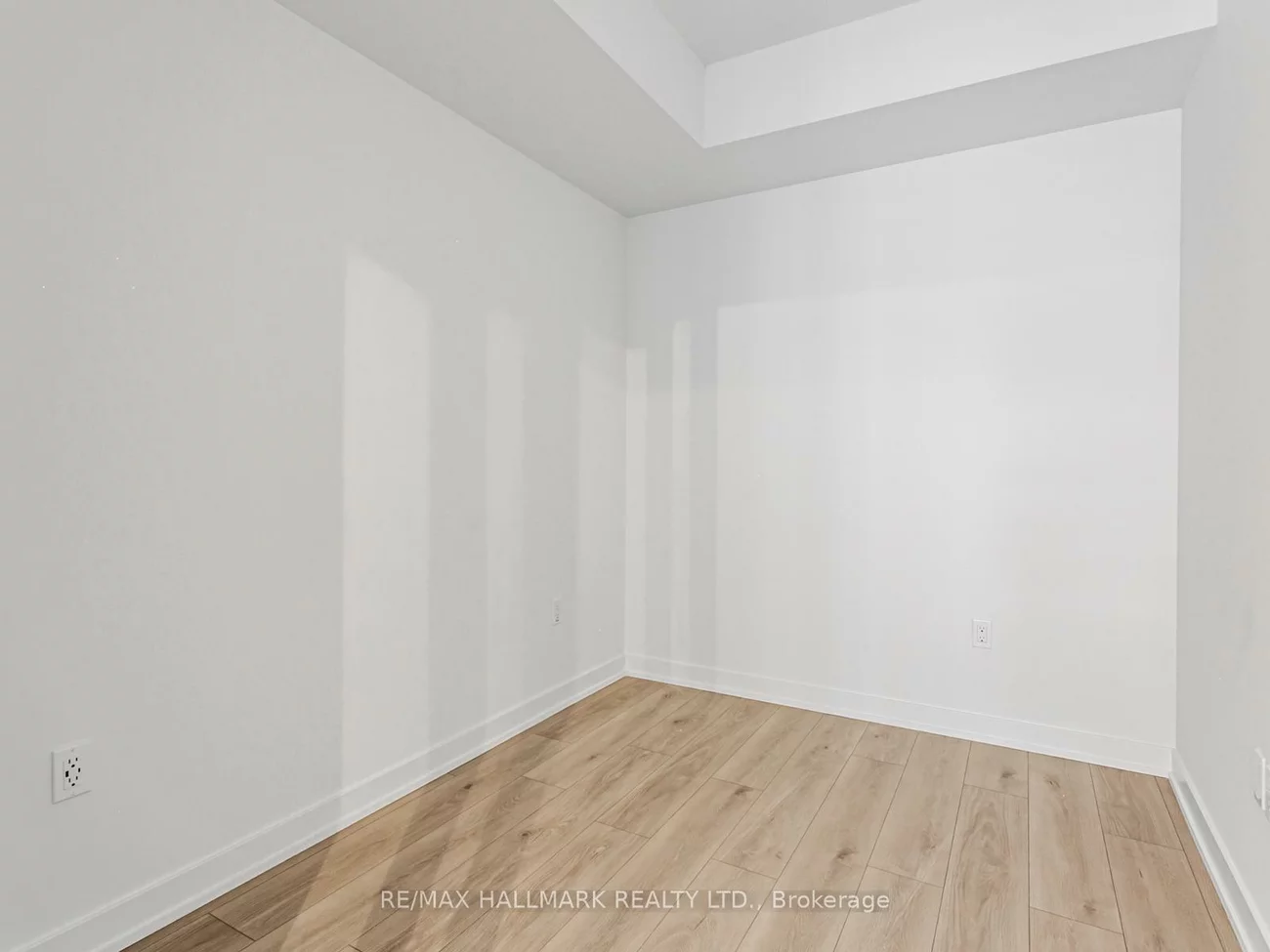 1, Fairview, Mississauga Valleys, Mississauga