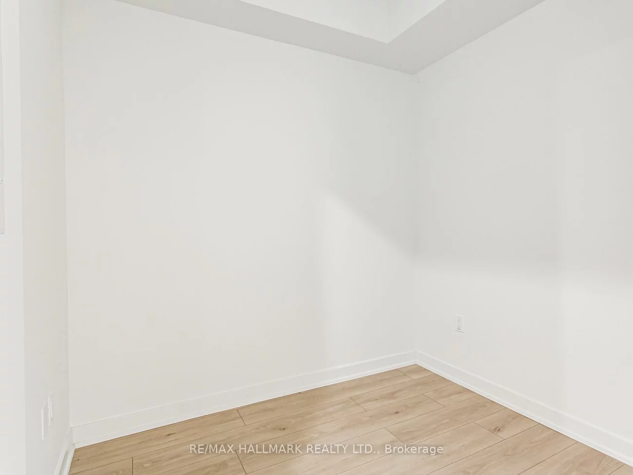 1, Fairview, Mississauga Valleys, Mississauga