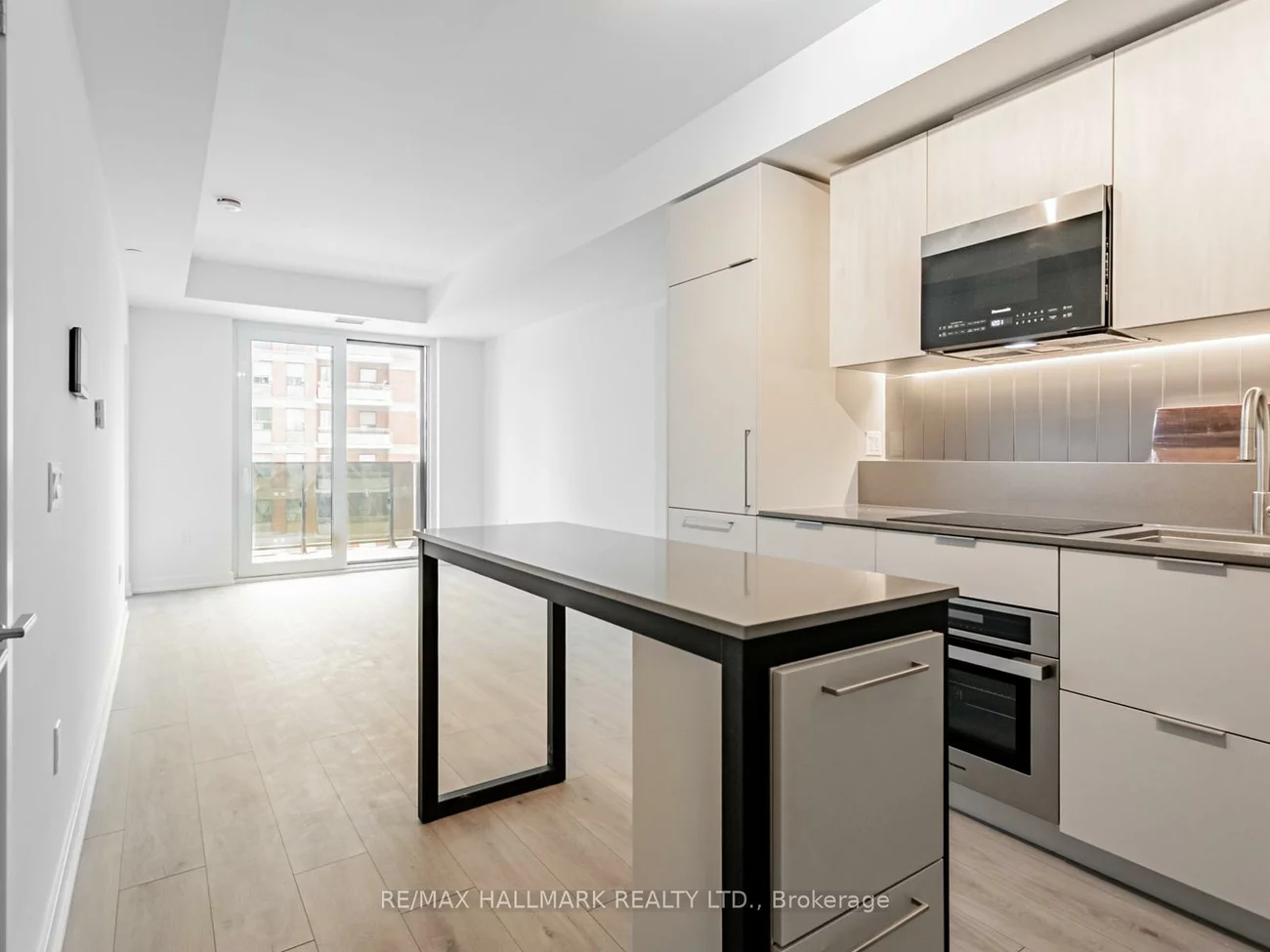 1, Fairview, Mississauga Valleys, Mississauga