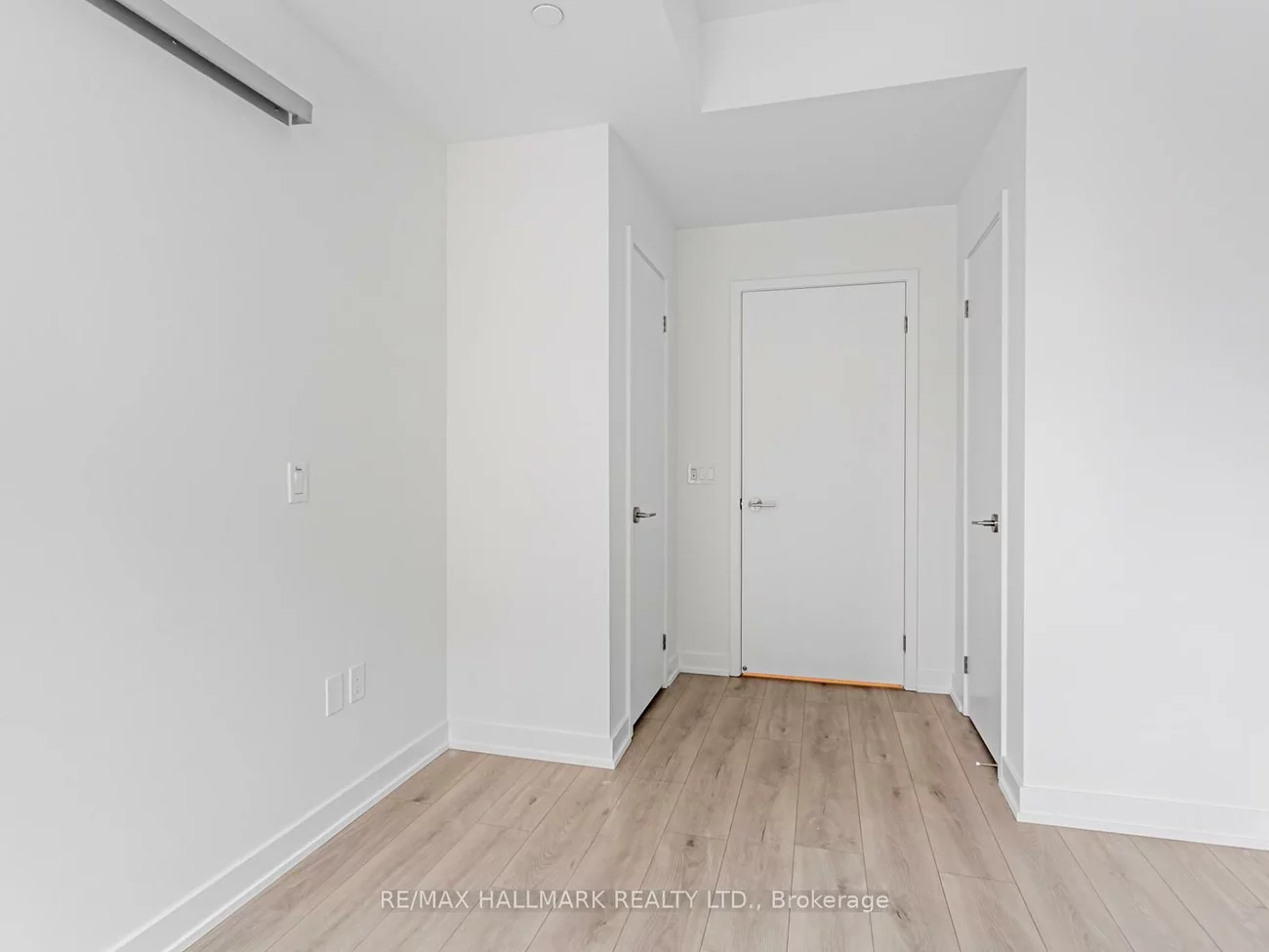 1, Fairview, Mississauga Valleys, Mississauga