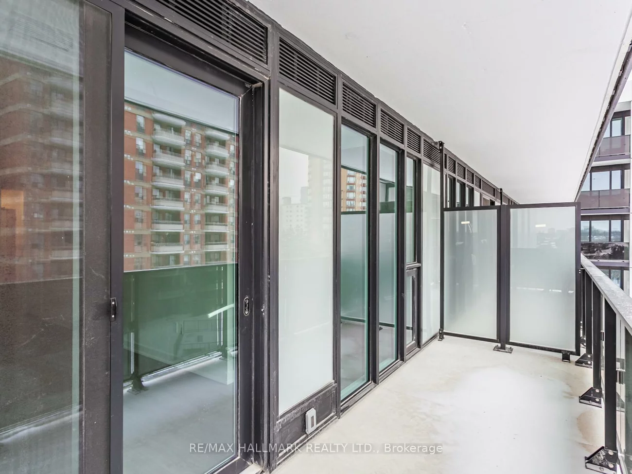 1, Fairview, Mississauga Valleys, Mississauga