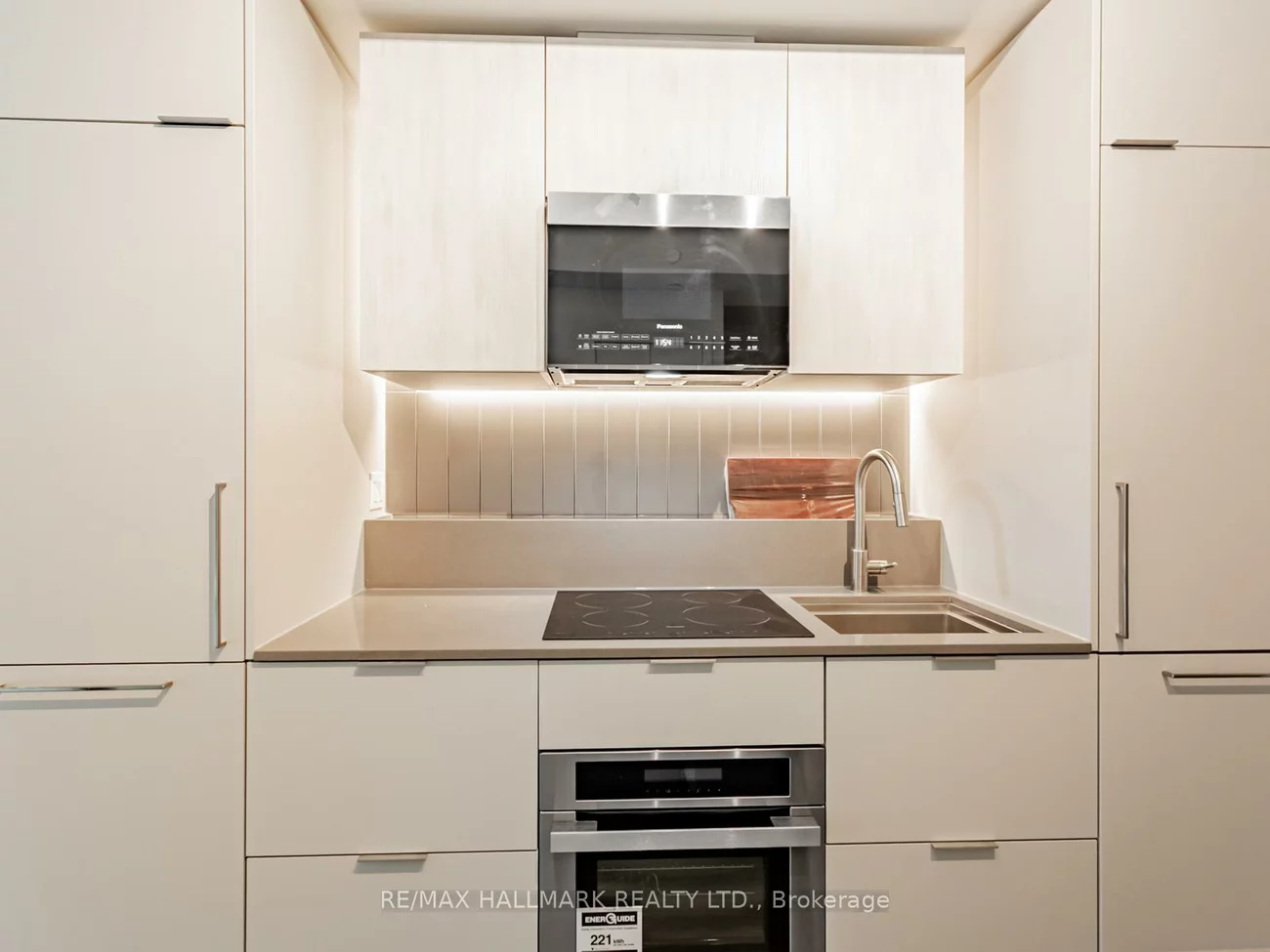 1, Fairview, Mississauga Valleys, Mississauga