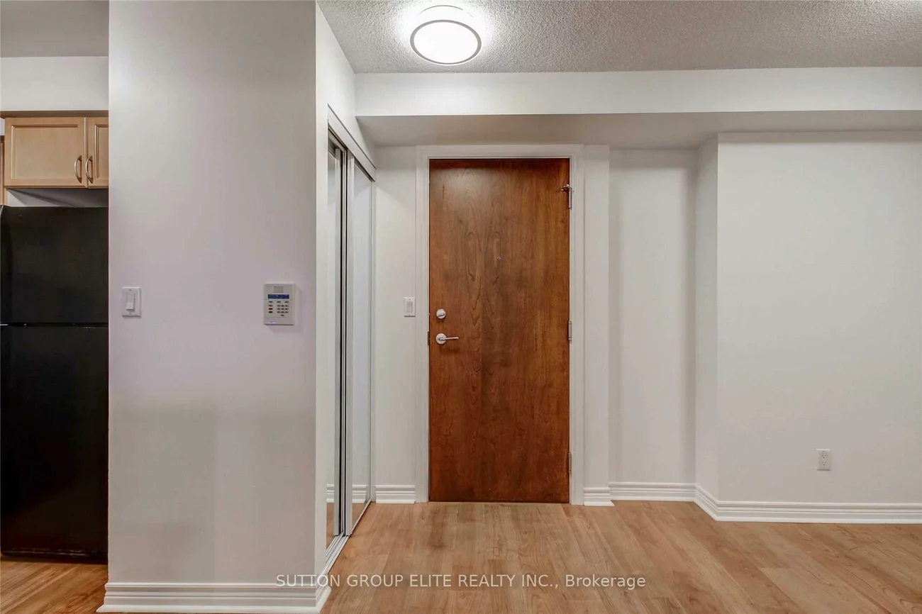 310, Burnhamthorpe, City Centre, Mississauga