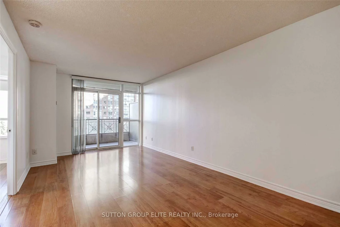 310, Burnhamthorpe, City Centre, Mississauga