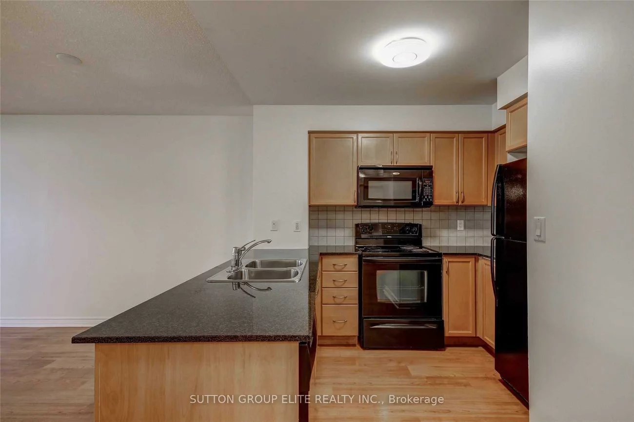 310, Burnhamthorpe, City Centre, Mississauga