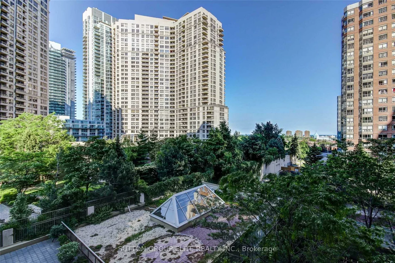 310, Burnhamthorpe, City Centre, Mississauga