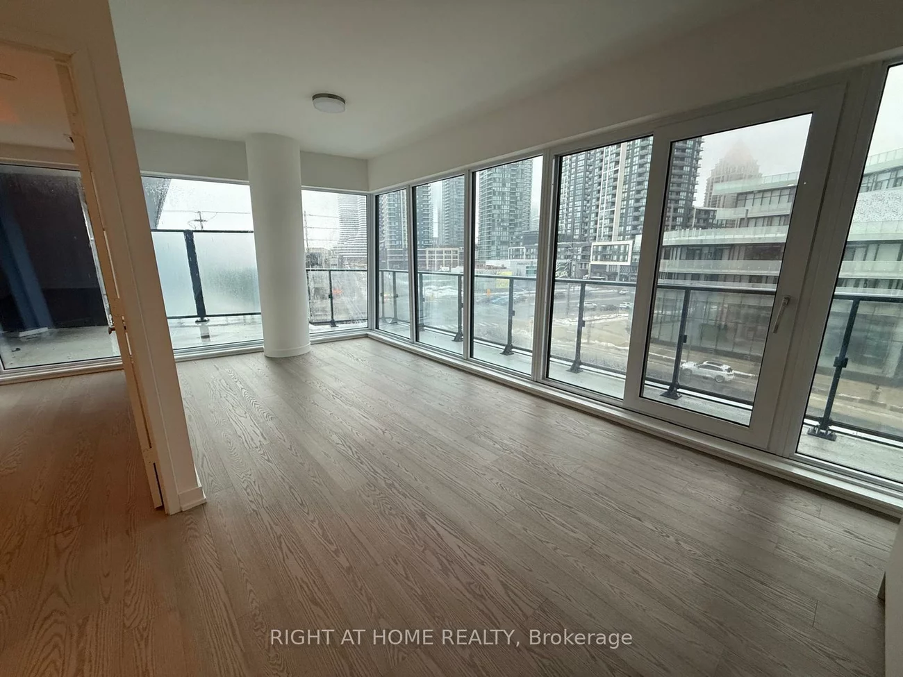 448, Burnhamthorpe, City Centre, Mississauga