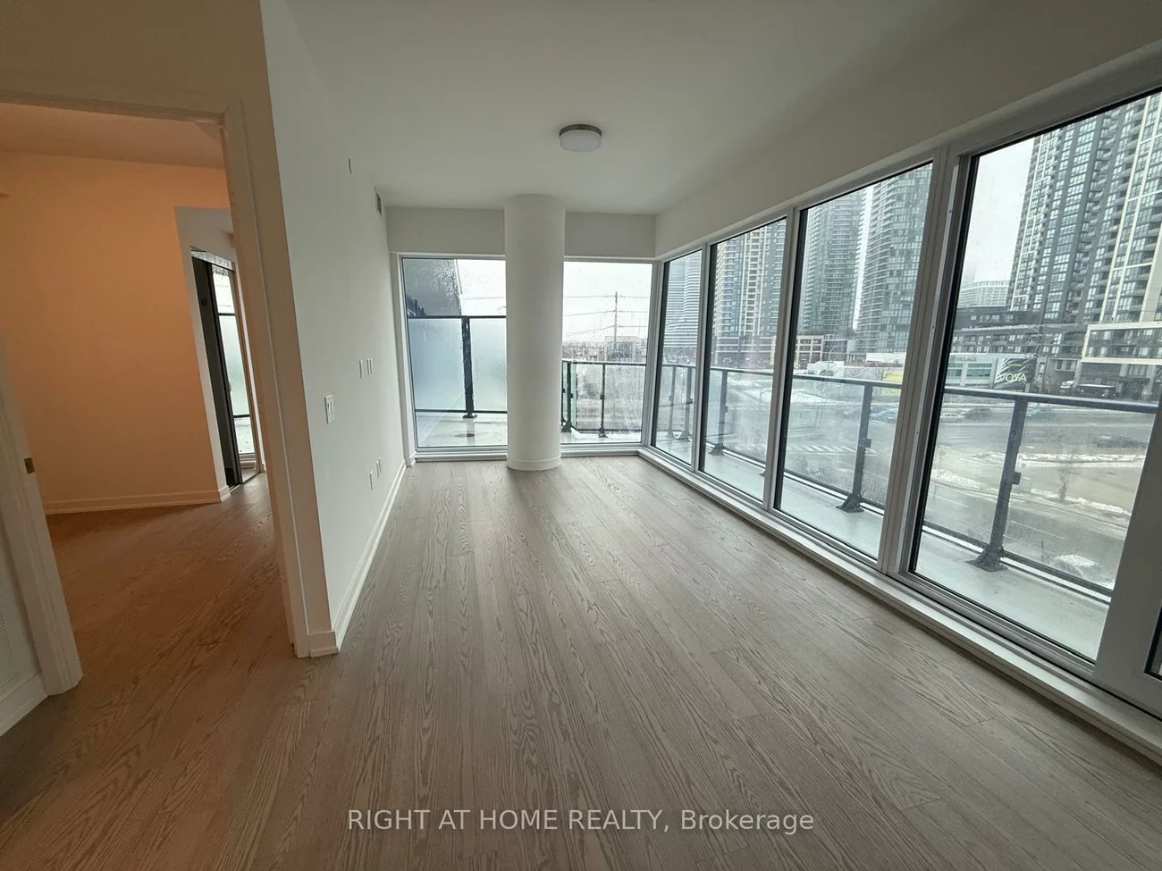 448, Burnhamthorpe, City Centre, Mississauga