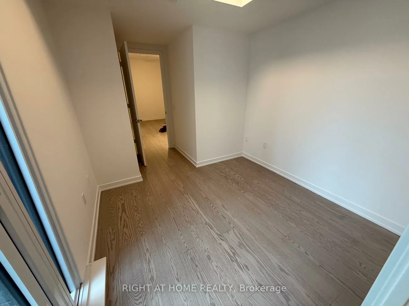 448, Burnhamthorpe, City Centre, Mississauga