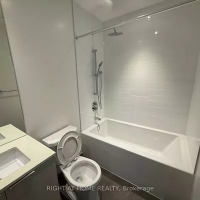 448, Burnhamthorpe, City Centre, Mississauga