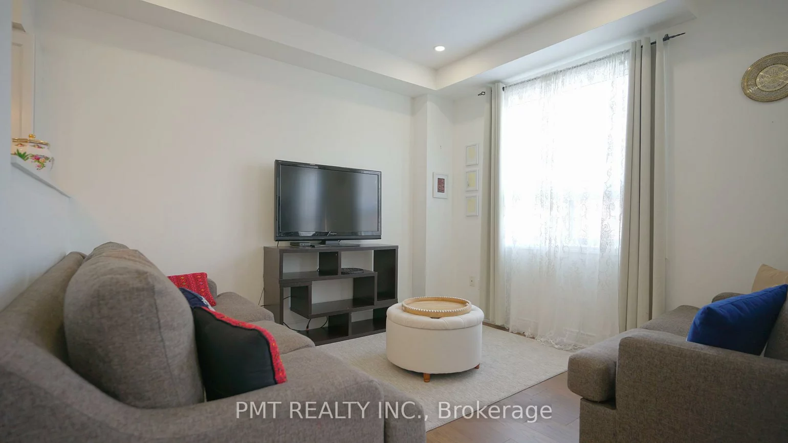 7155, Magistrate, Meadowvale Village, Mississauga