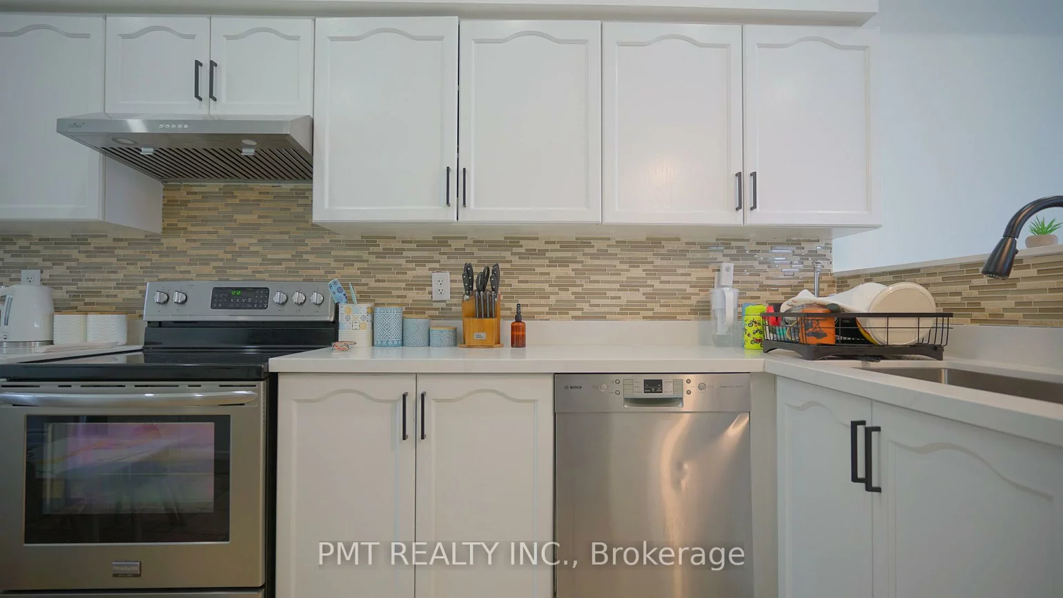 7155, Magistrate, Meadowvale Village, Mississauga