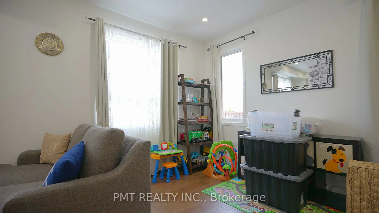 7155, Magistrate, Meadowvale Village, Mississauga