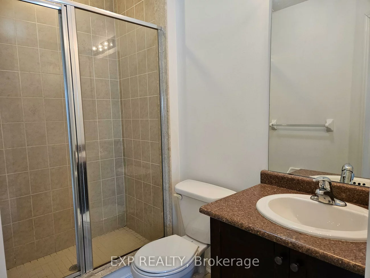 6625, Falconer, Streetsville, Mississauga