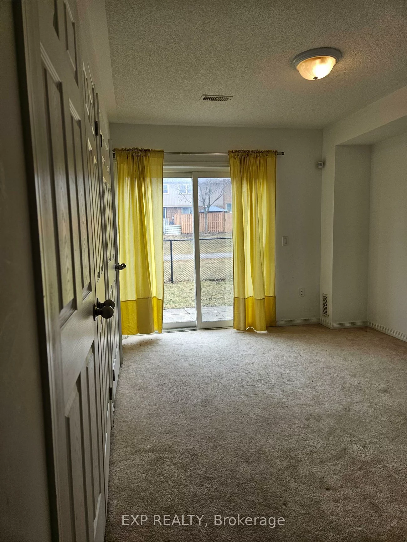 6625, Falconer, Streetsville, Mississauga