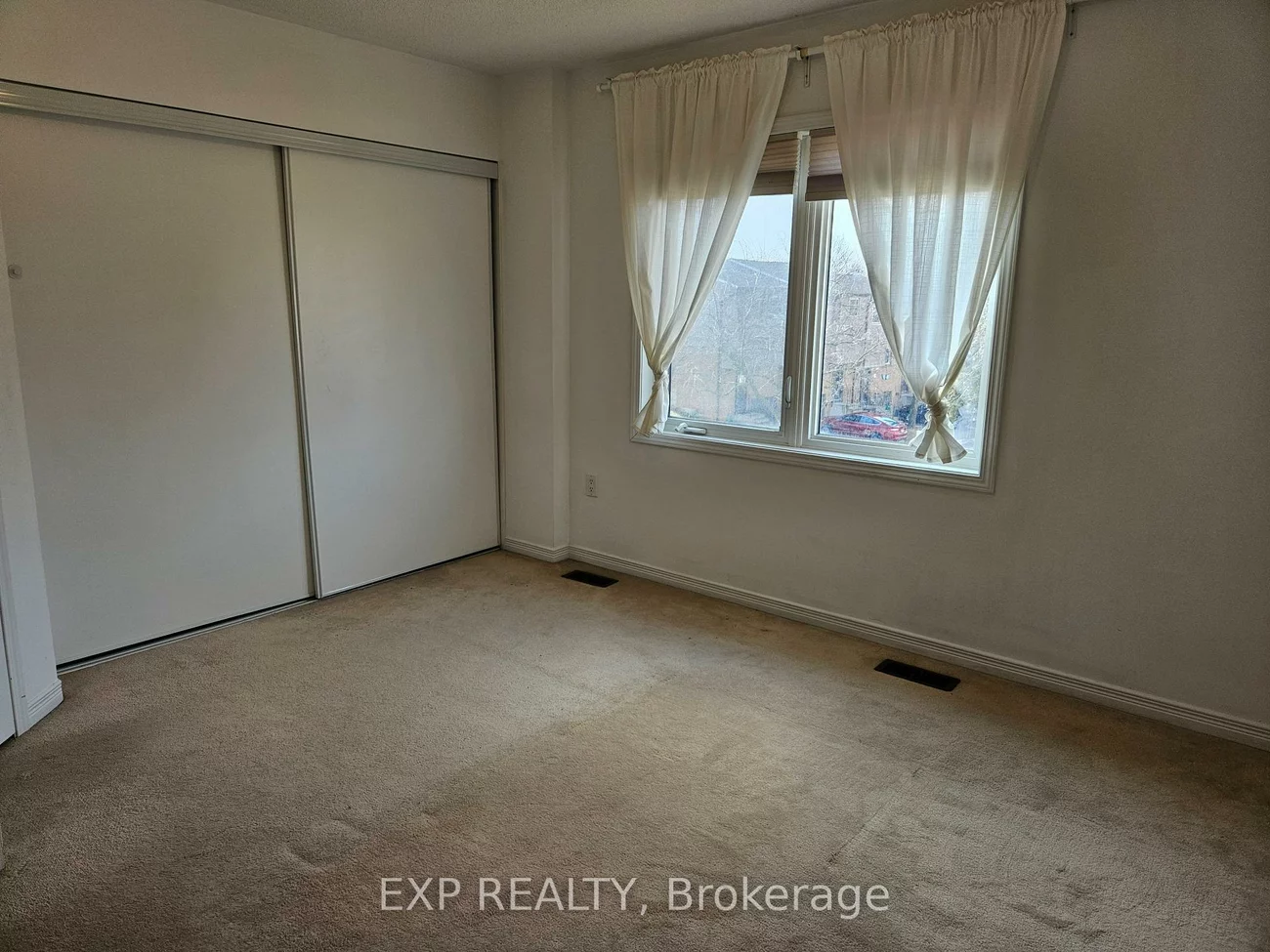 6625, Falconer, Streetsville, Mississauga