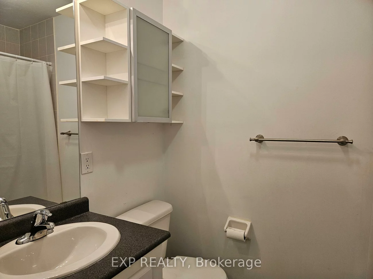 6625, Falconer, Streetsville, Mississauga