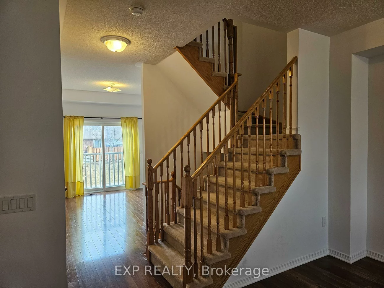 6625, Falconer, Streetsville, Mississauga