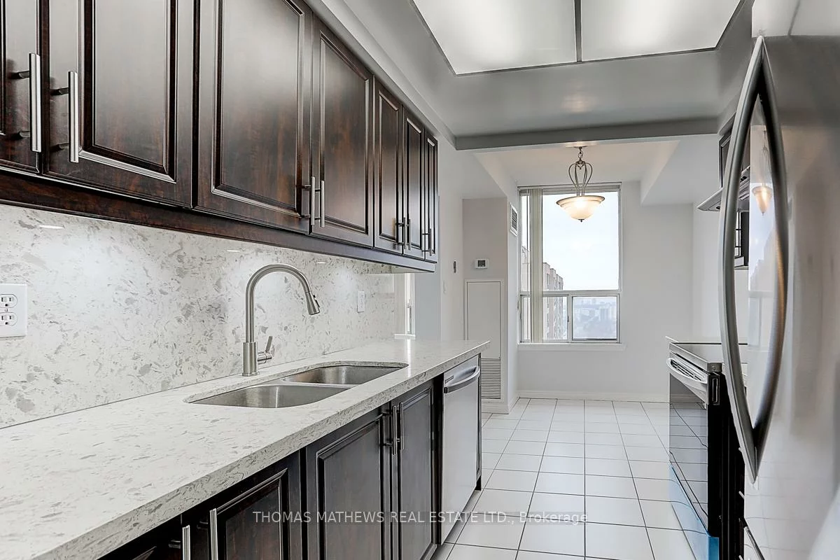 135, Hillcrest, Cooksville, Mississauga