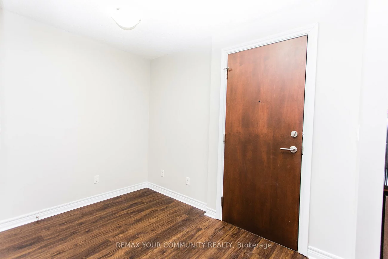 310, Burnhamthorpe, City Centre, Mississauga