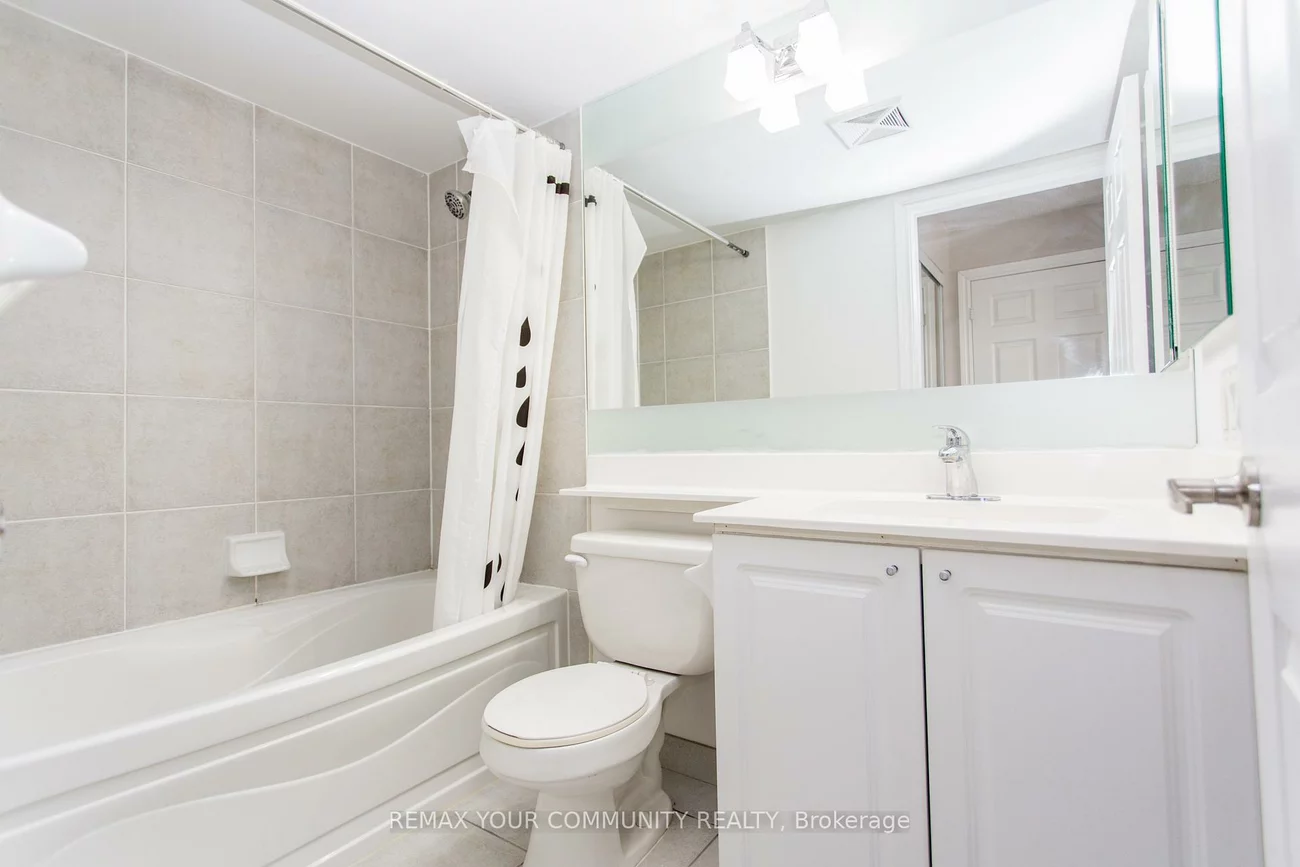 310, Burnhamthorpe, City Centre, Mississauga